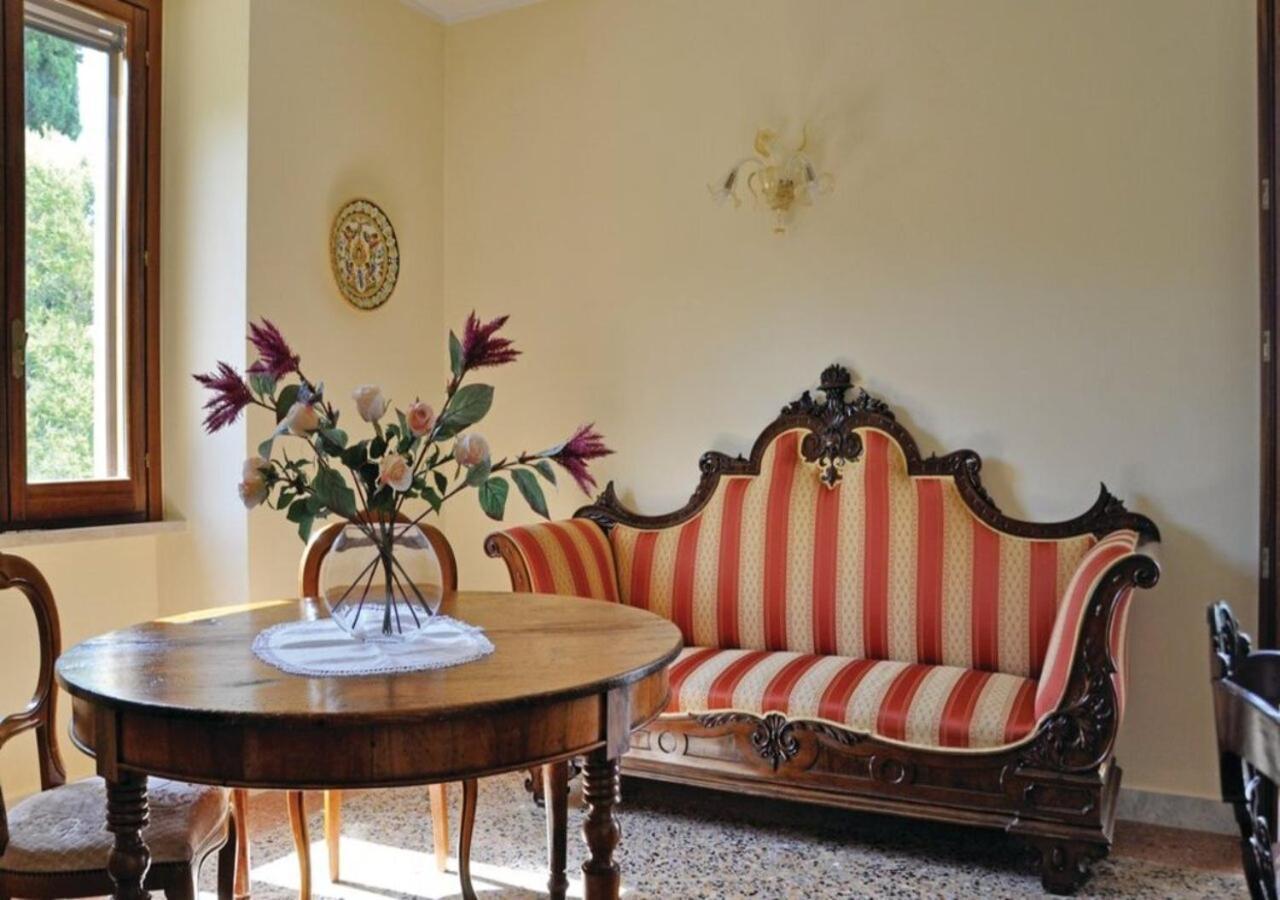 Agriturismo Villa Val D'Olivi Capodacqua  Buitenkant foto