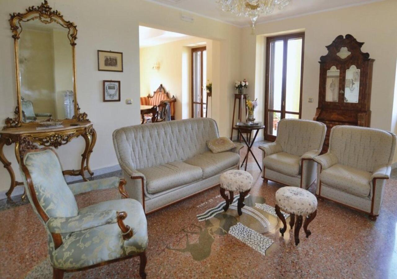 Agriturismo Villa Val D'Olivi Capodacqua  Buitenkant foto
