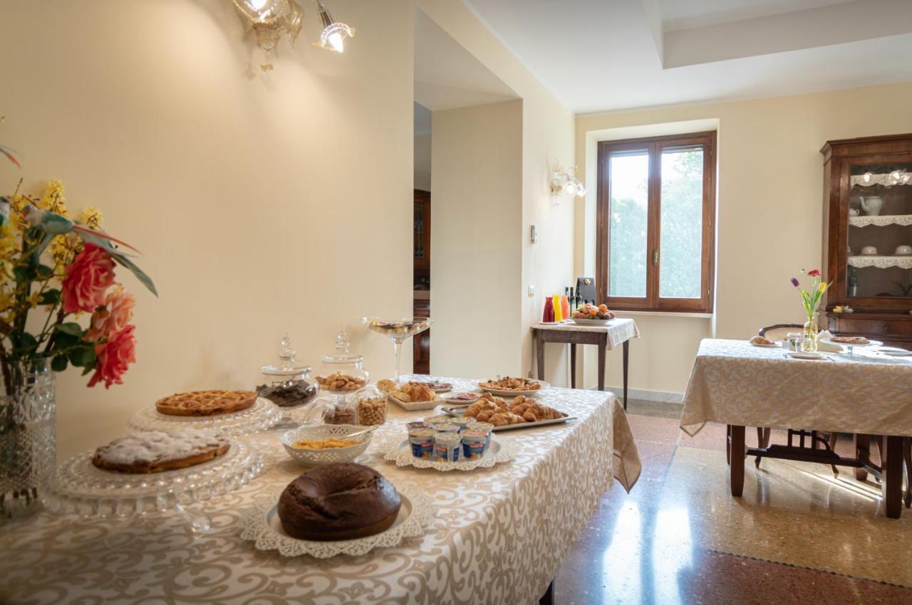Agriturismo Villa Val D'Olivi Capodacqua  Buitenkant foto