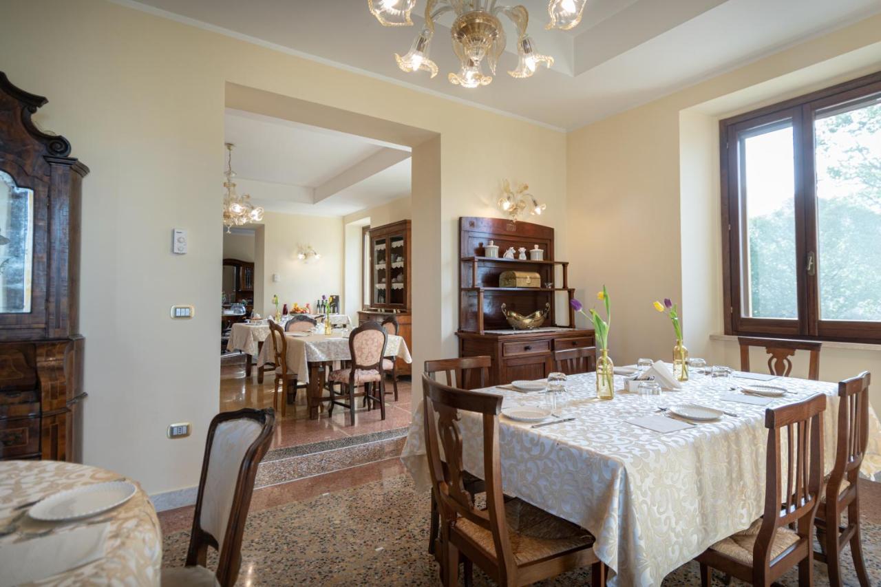 Agriturismo Villa Val D'Olivi Capodacqua  Buitenkant foto