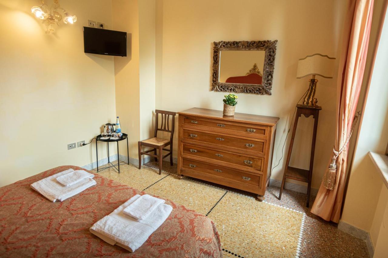 Agriturismo Villa Val D'Olivi Capodacqua  Buitenkant foto