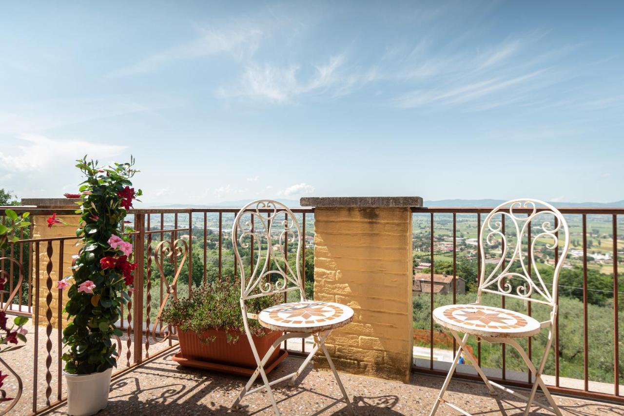 Agriturismo Villa Val D'Olivi Capodacqua  Buitenkant foto