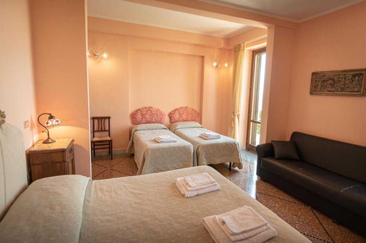 Agriturismo Villa Val D'Olivi Capodacqua  Buitenkant foto
