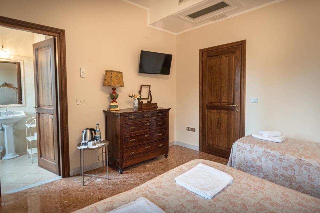 Agriturismo Villa Val D'Olivi Capodacqua  Buitenkant foto