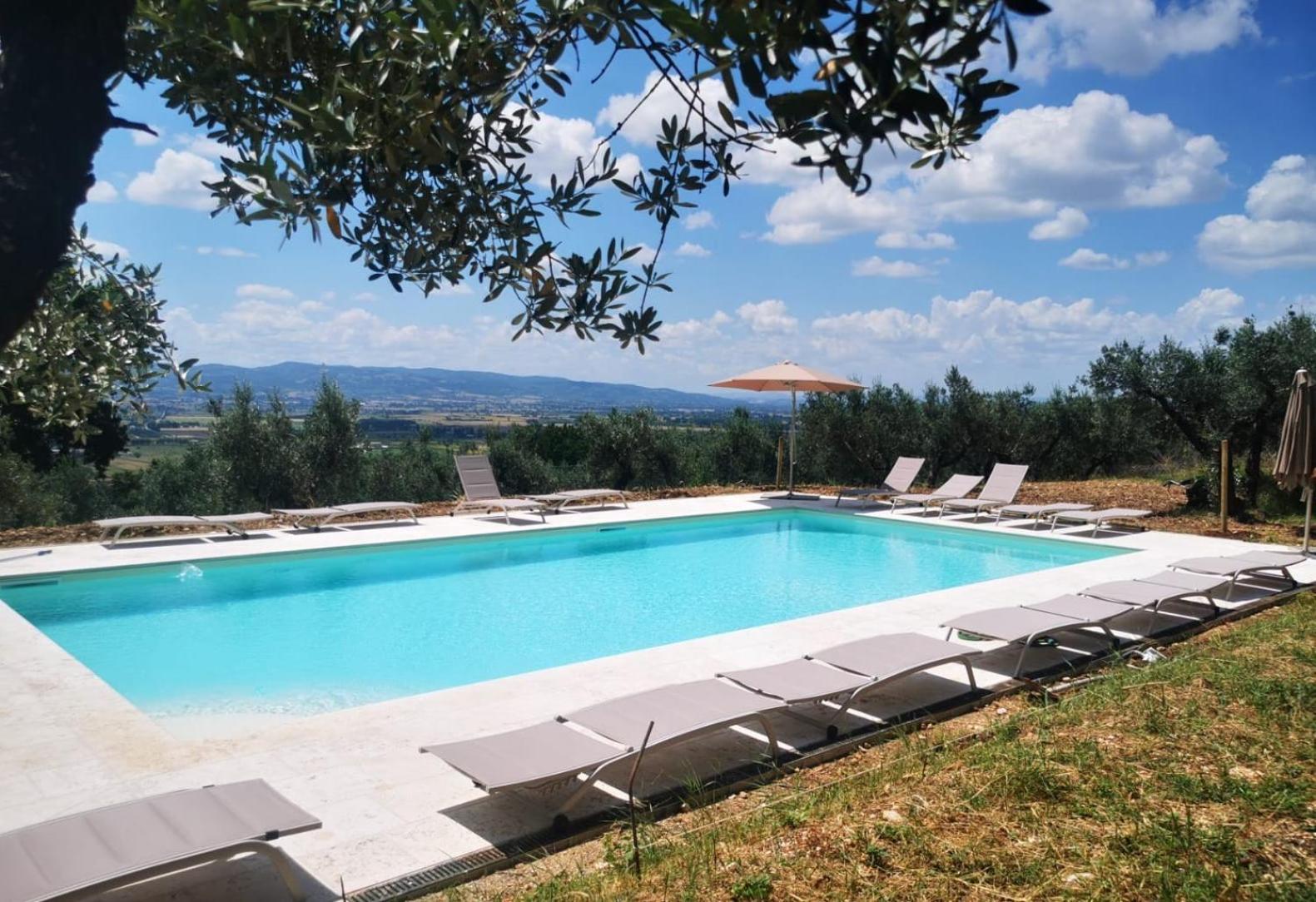 Agriturismo Villa Val D'Olivi Capodacqua  Buitenkant foto